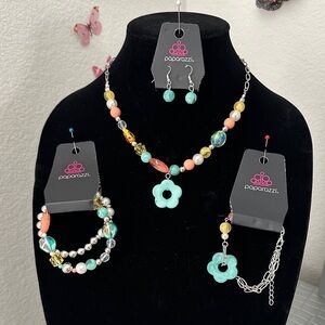 Paparazzi Colorful Floral Necklace Set